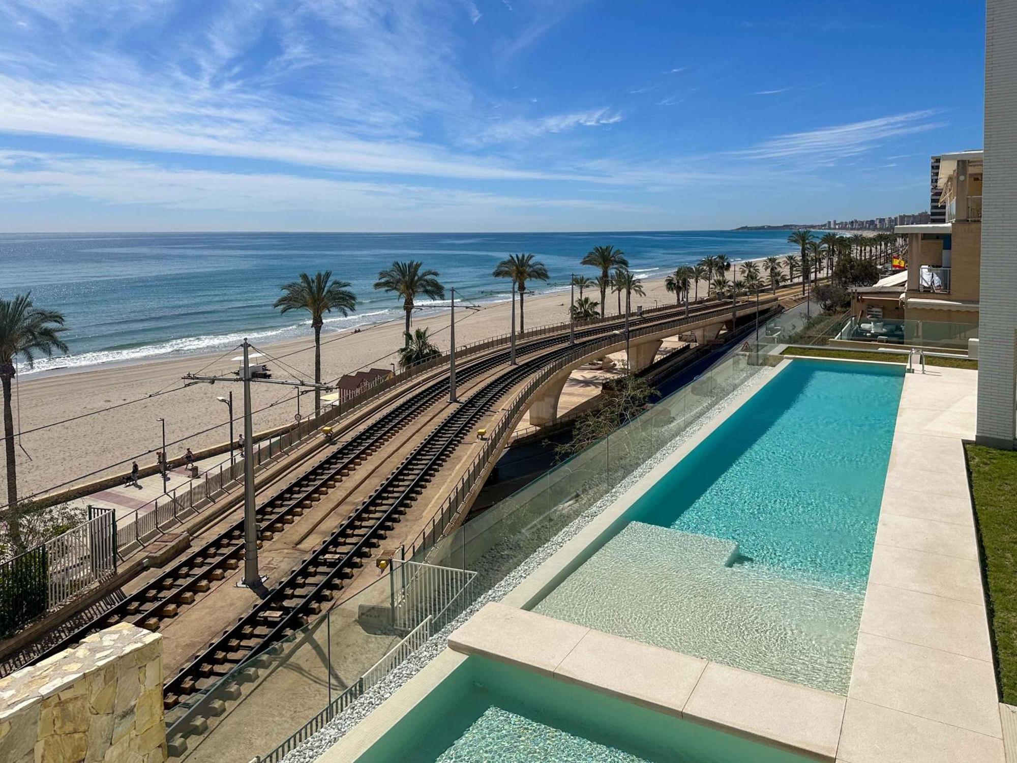 Lantia. Amaneceres De Ensueno Y Piscina Con Vistas Apartment El Campello Ngoại thất bức ảnh